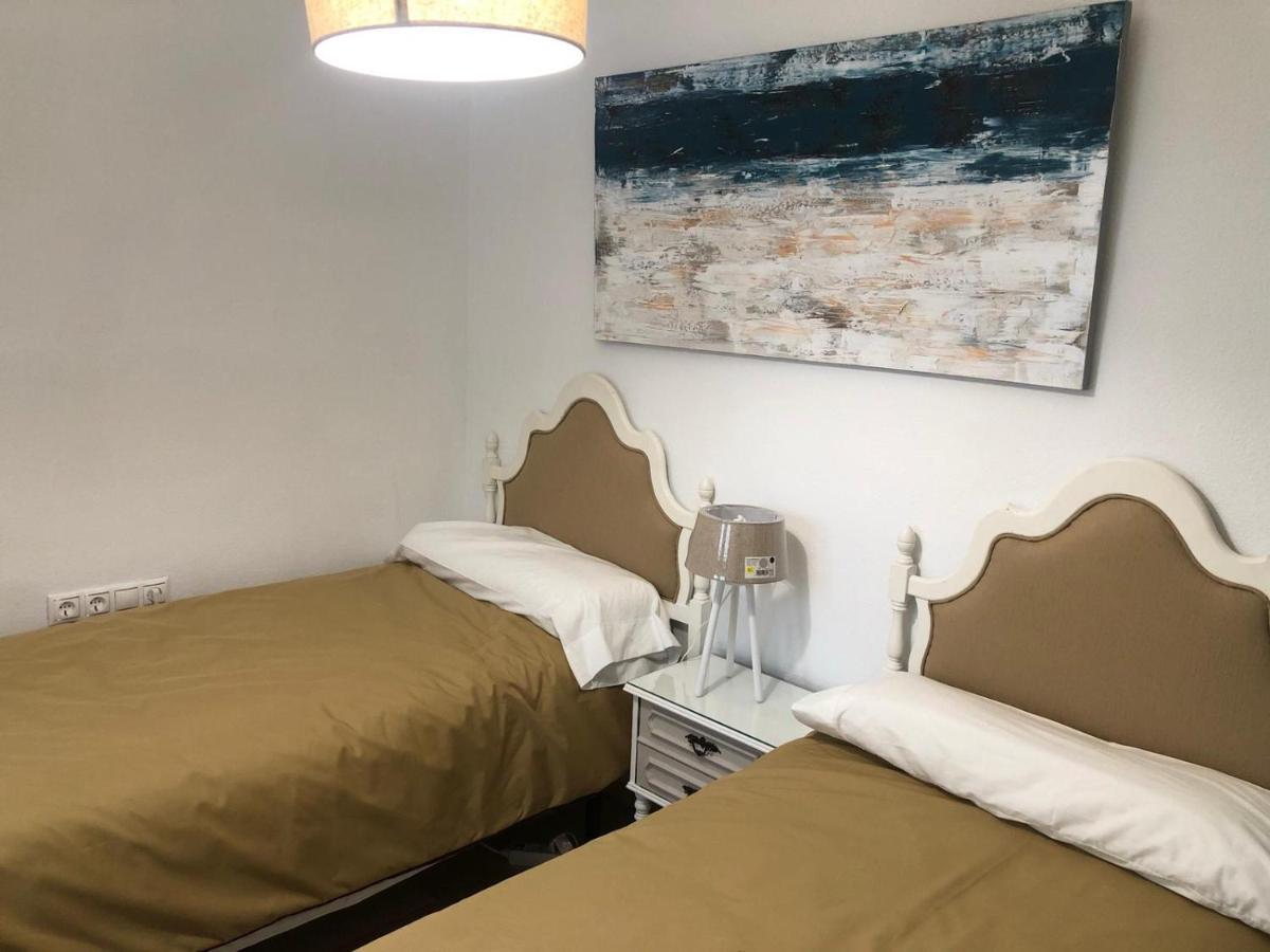 Apartamento El Vial กอร์โดบา ภายนอก รูปภาพ